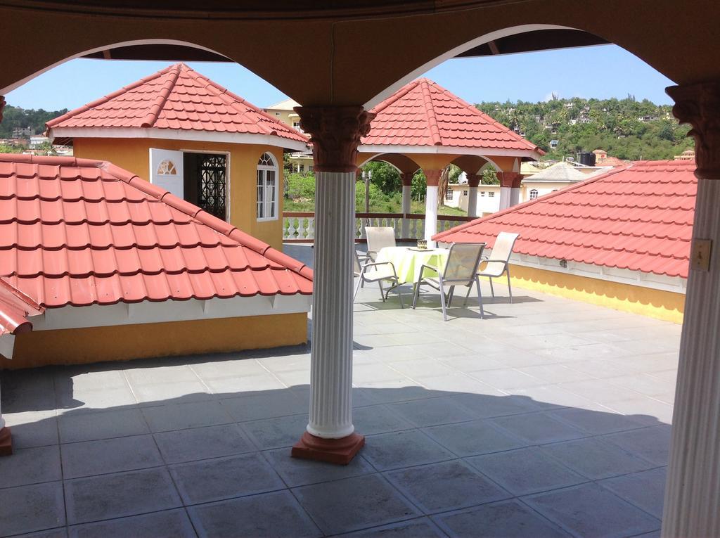 Cazwin Villas Бухта Монтего Экстерьер фото