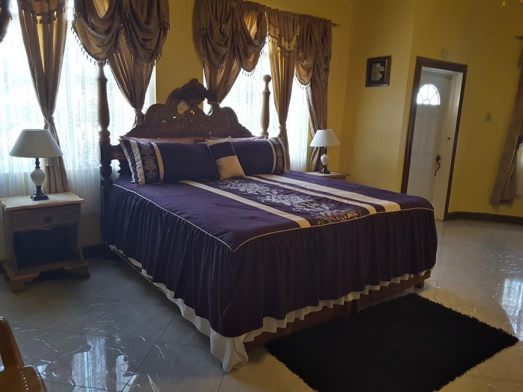 Cazwin Villas Бухта Монтего Номер фото