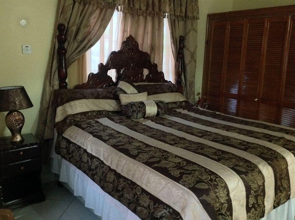 Cazwin Villas Бухта Монтего Экстерьер фото